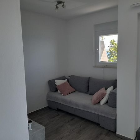 Apartmani Antea Starigrad Paklenica Kamer foto