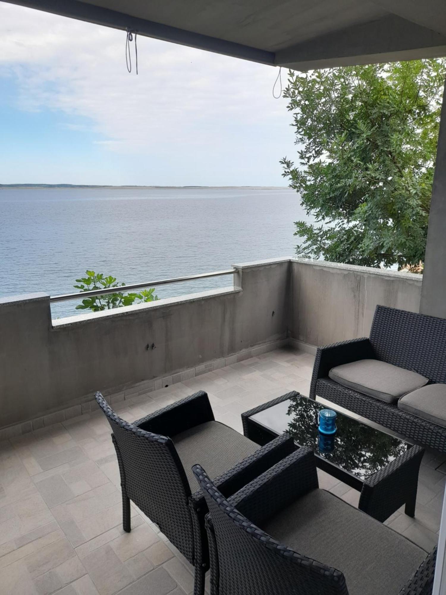 Apartmani Antea Starigrad Paklenica Kamer foto