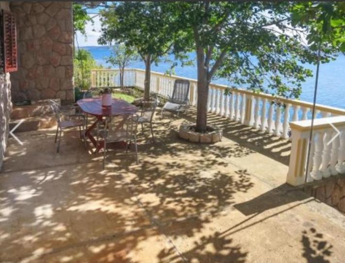 Apartmani Antea Starigrad Paklenica Kamer foto