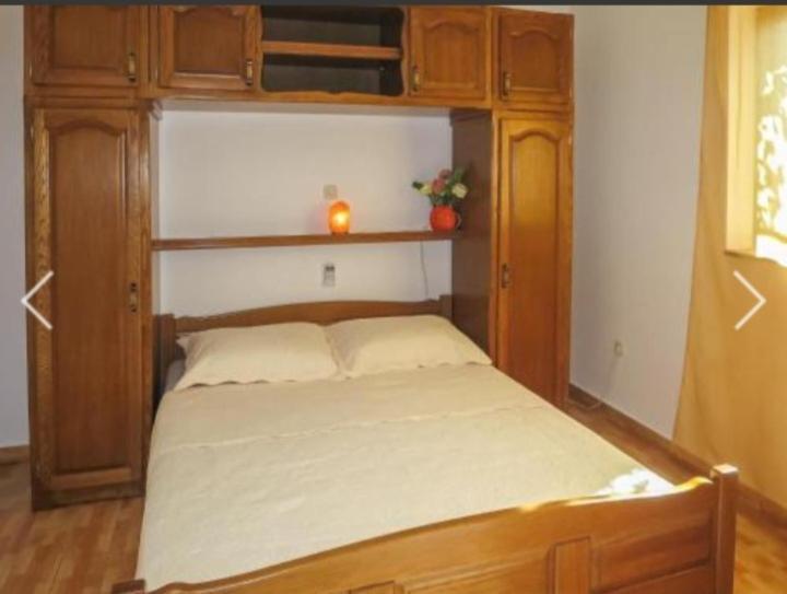 Apartmani Antea Starigrad Paklenica Kamer foto